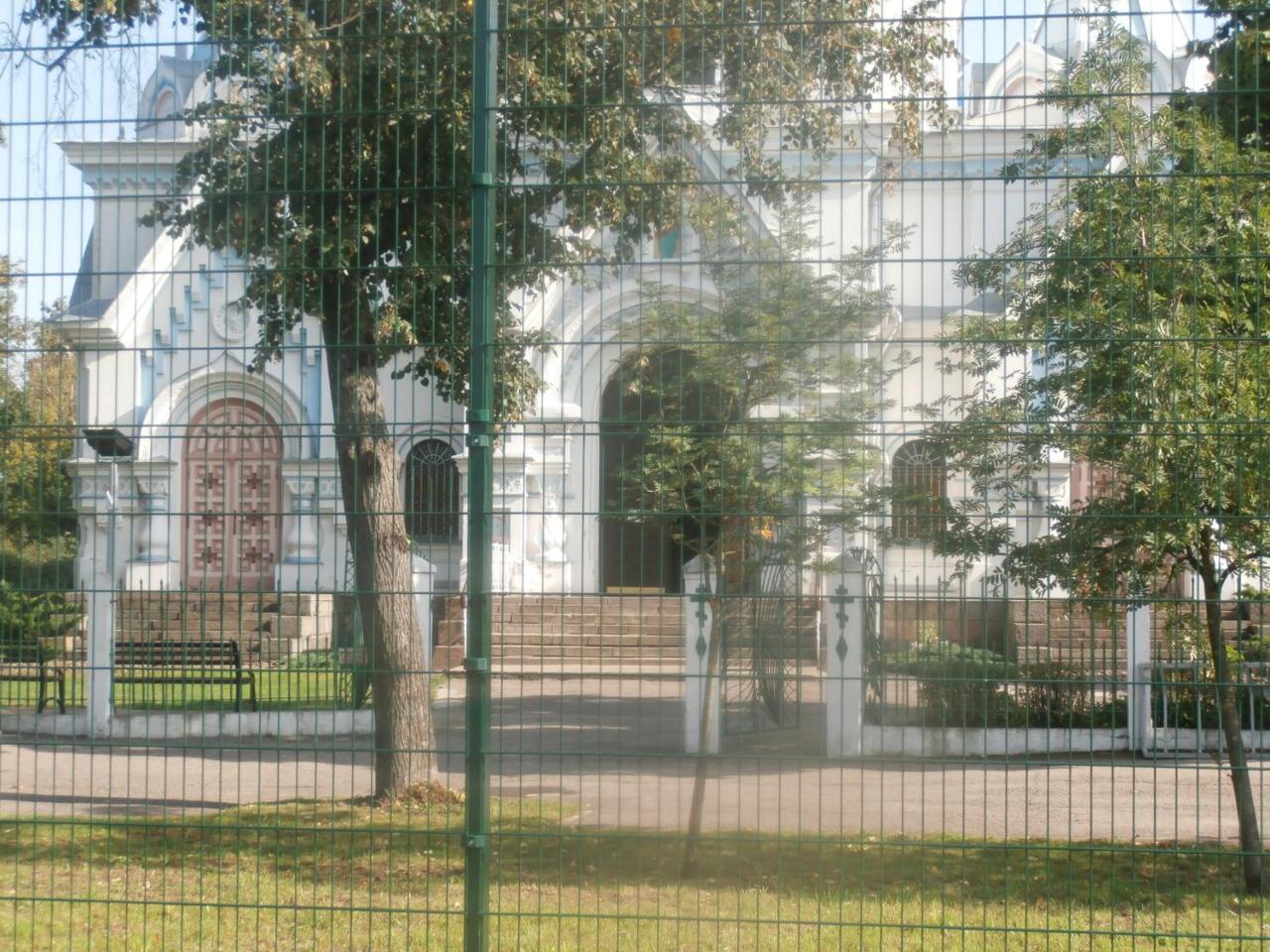 Apartments At The Church Alley Daugavpils Buitenkant foto